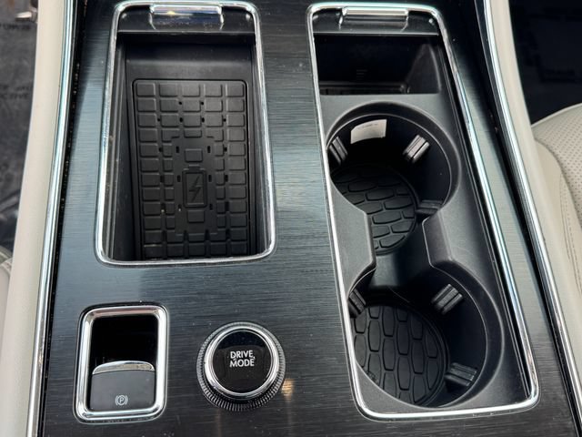 Used 2025 Lincoln Aviator AWD image 29