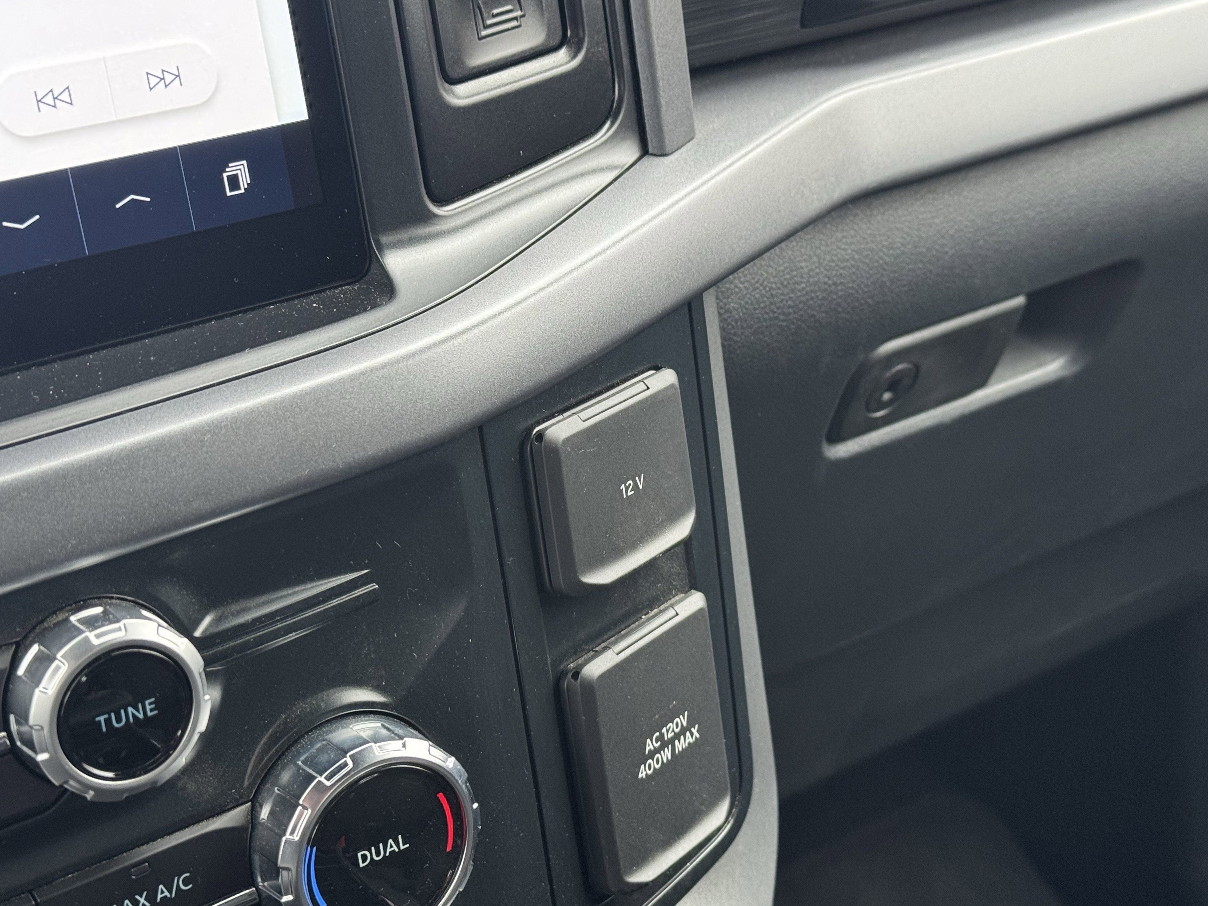 New 2025 Ford F150 XLT w/ Equipment Group 302A MID image 18