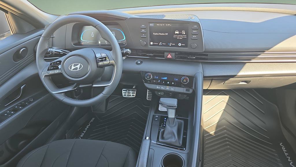 New 2026 Hyundai Elantra Sport FWD image 11