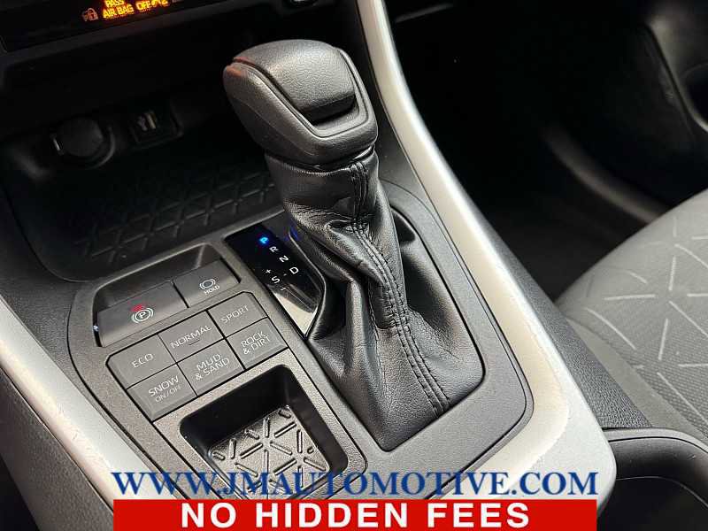 Used 2023 Toyota RAV4 XLE image 31