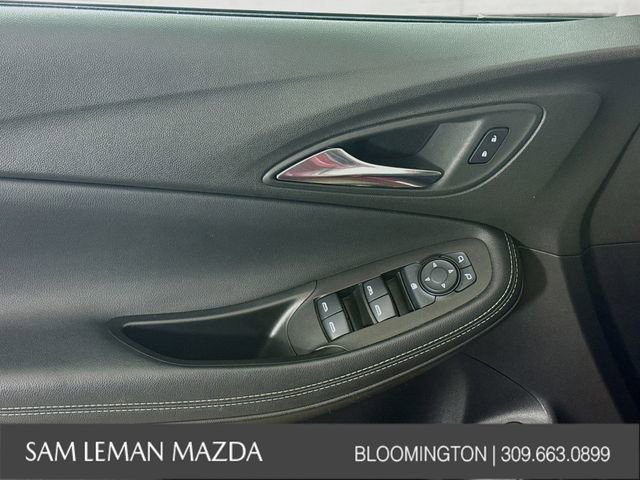 Used 2023 Buick Encore GX Select w/ Sport Touring Package FWD image 17