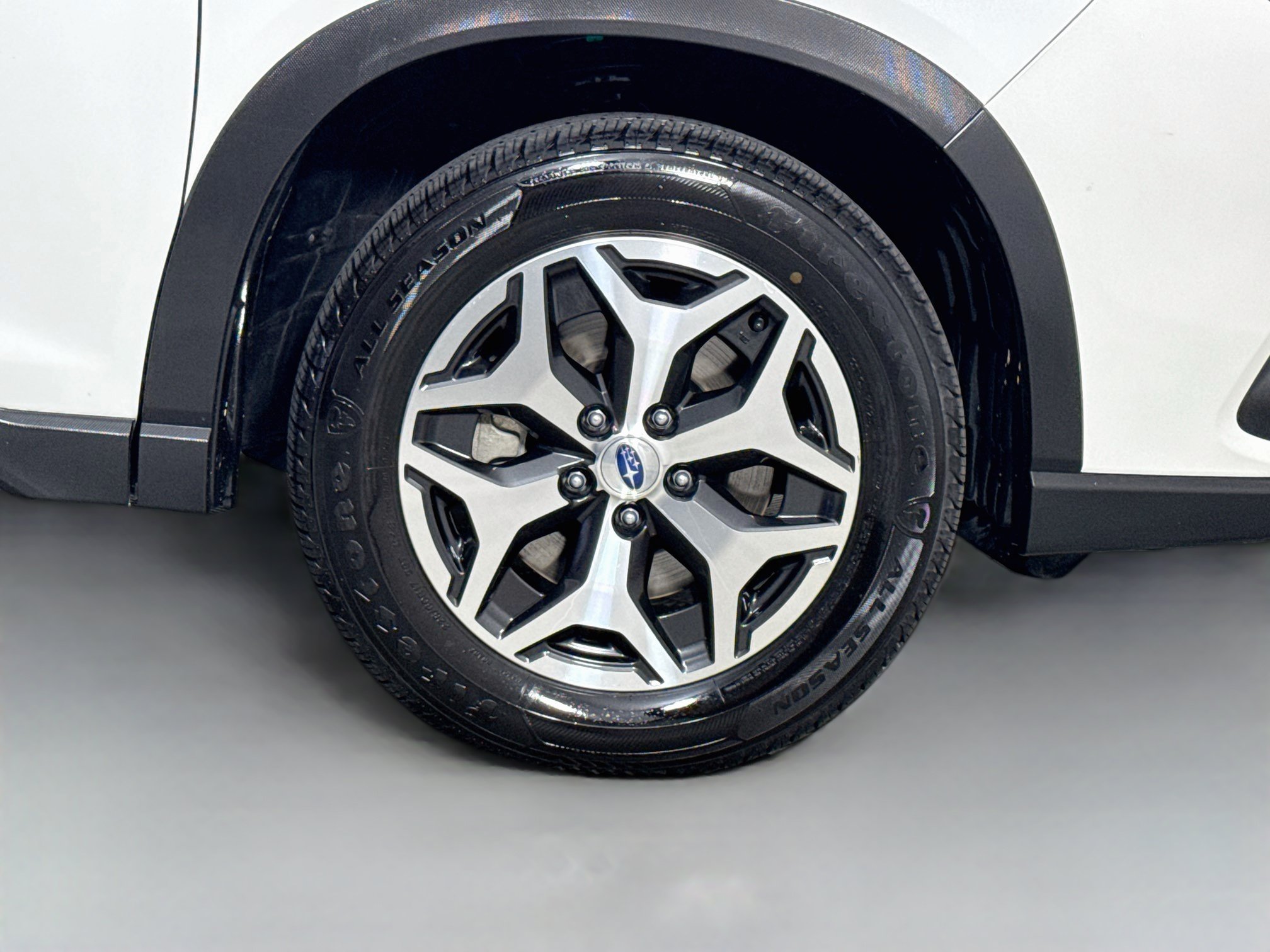 Used 2023 Subaru Forester Premium AWD/4WD image 32