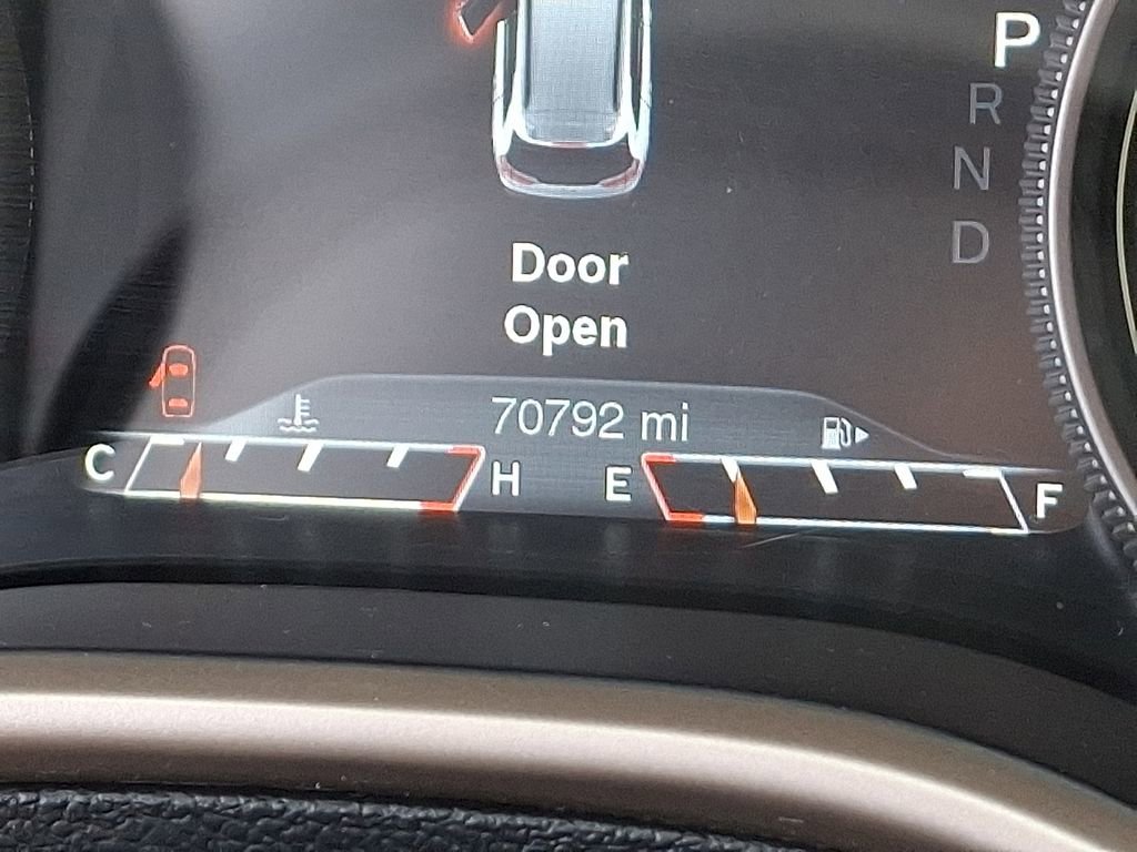Used 2018 Jeep Cherokee Limited AWD/4WD image 21