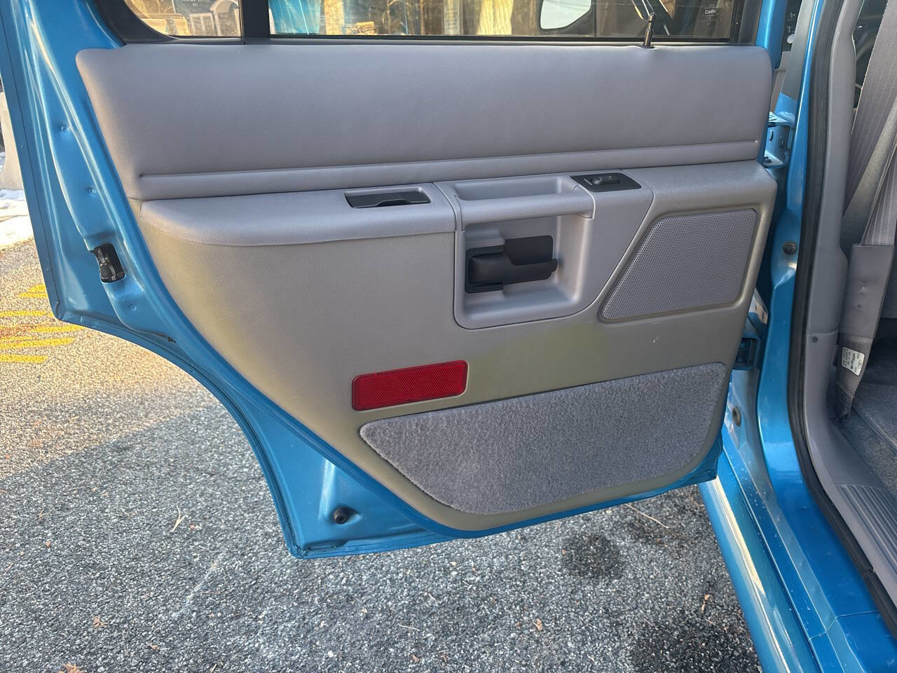 Used 1994 Ford Explorer XLT image 22