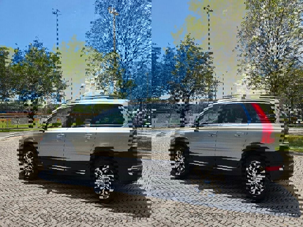 Used 2015 Volvo XC70 T5 Premier w/ Proximity Package FWD image 15