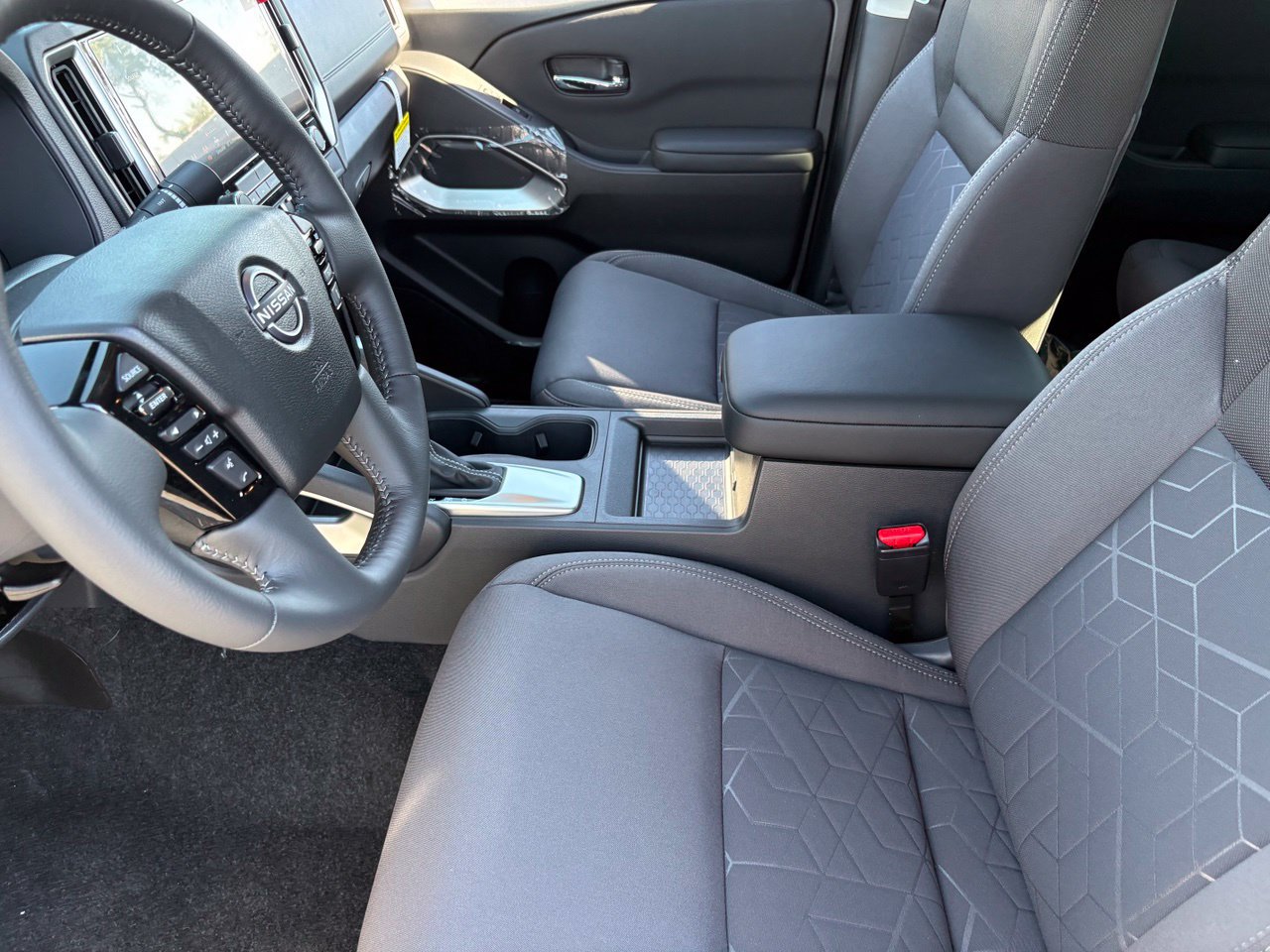 New 2027 Nissan Frontier SV RWD image 17