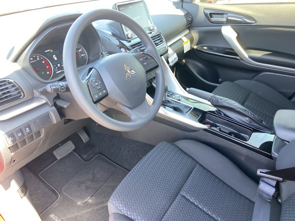 New 2026 Mitsubishi Eclipse Cross LE AWD/4WD image 6
