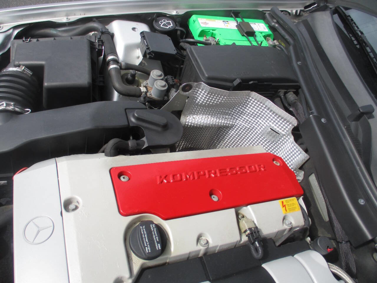 Used 2004 Mercedes-Benz SLK 230 image 25