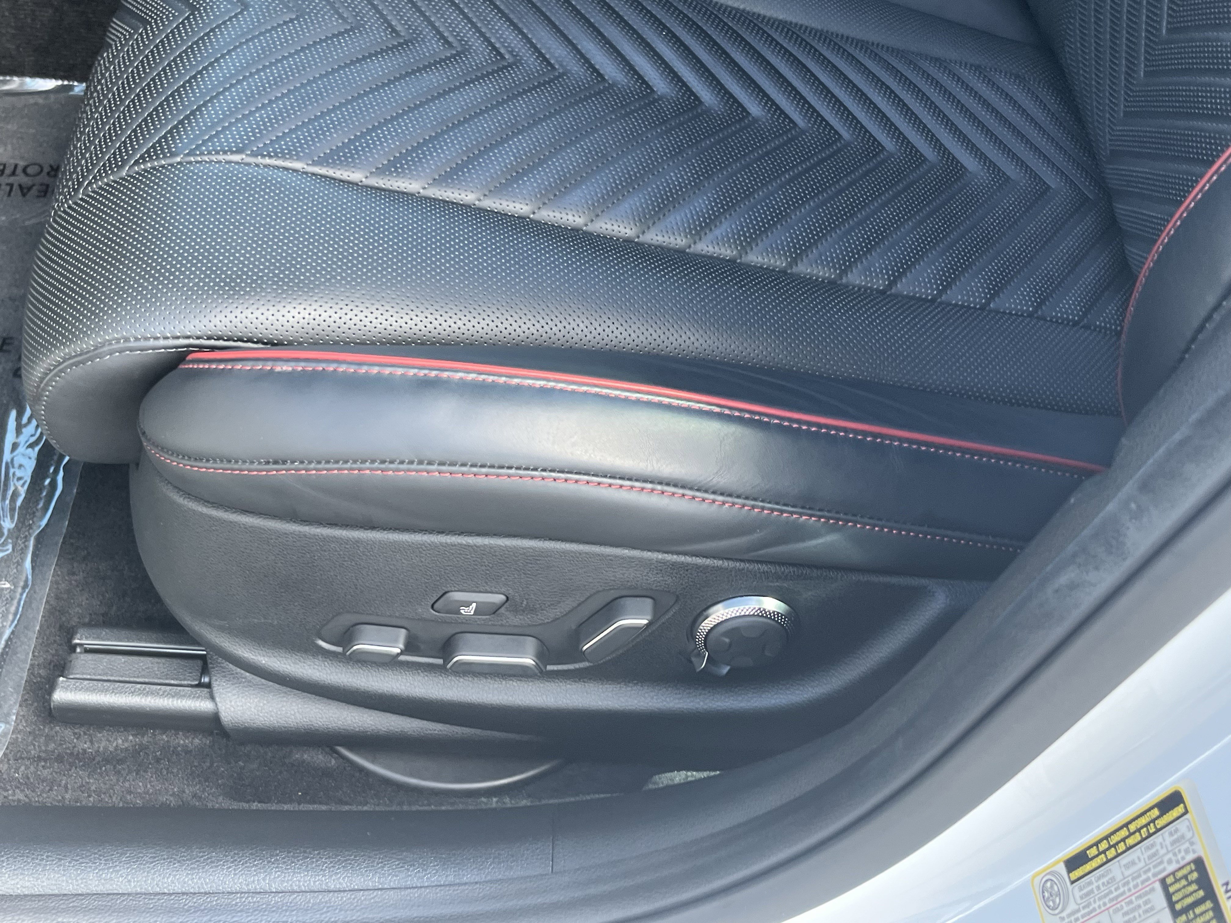 Used 2023 Genesis G80 3.5T Sport image 17