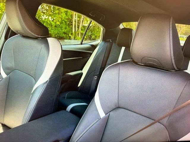 Used 2026 Toyota Camry SE FWD image 3