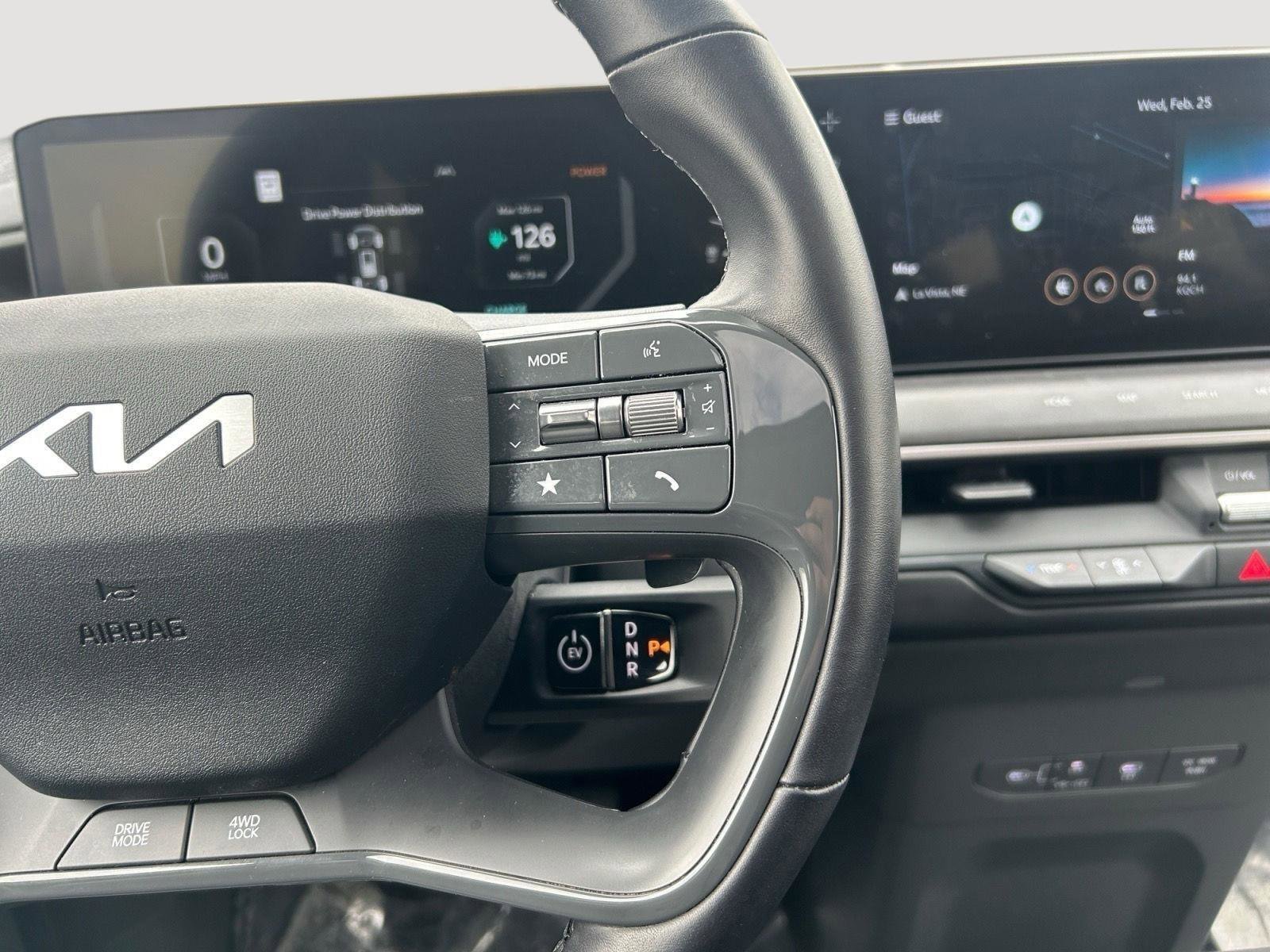 Used 2024 Kia EV9 Wind image 7