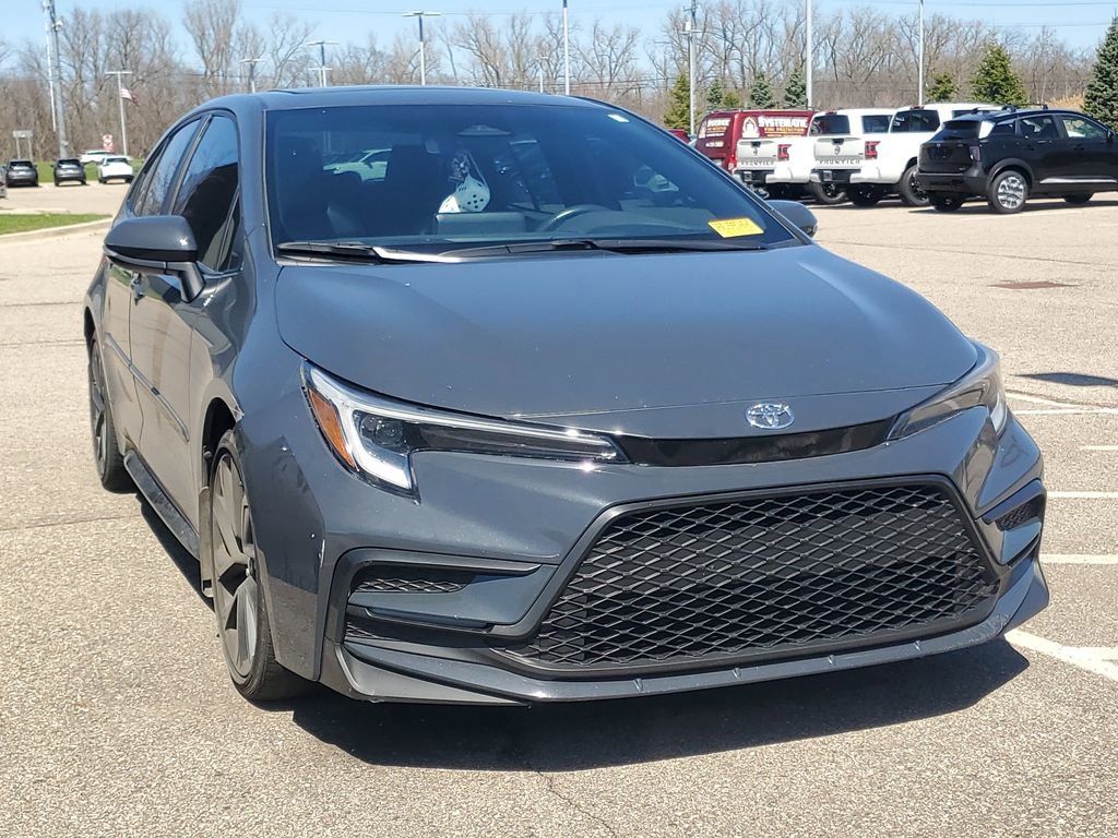 Used 2023 Toyota Corolla SE w/ SE Premium Package image 1
