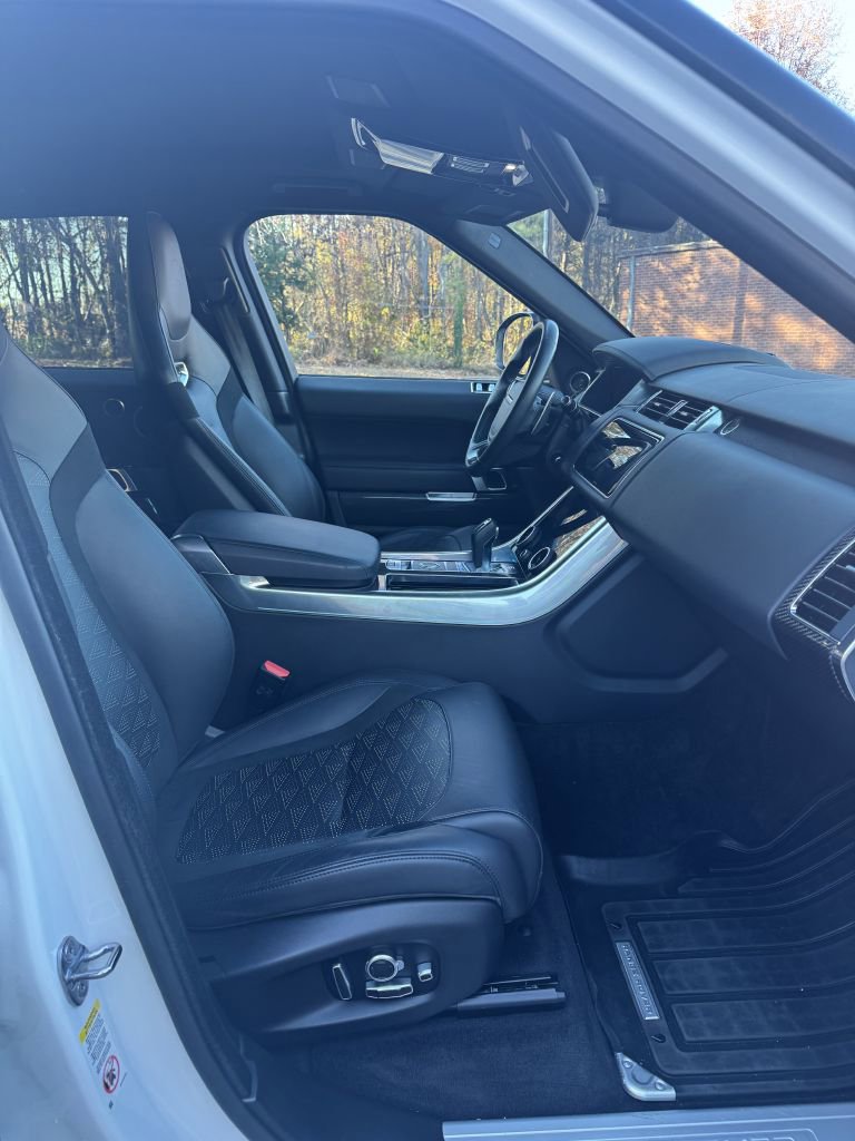Used 2021 Land Rover Range Rover Sport SVR image 24
