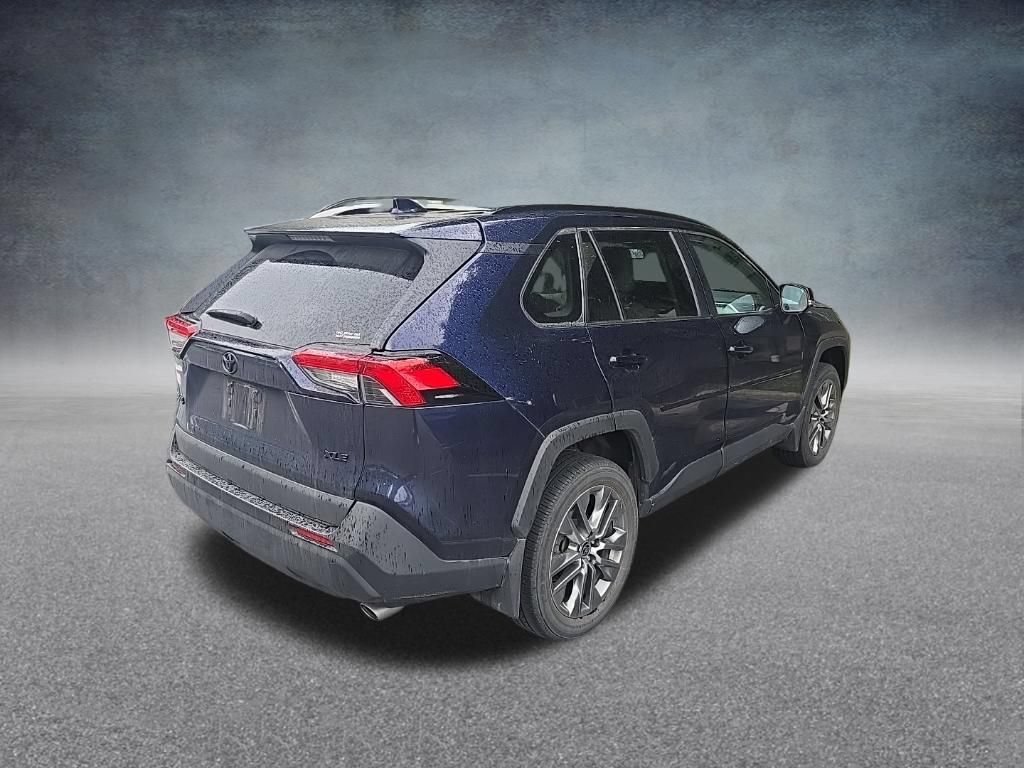 Used 2023 Toyota RAV4 XLE Premium FWD image 10