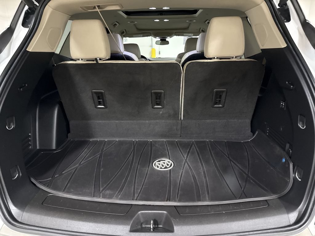 Used 2020 Buick Enclave Premium w/ Sun and Sites Package AWD/4WD image 26