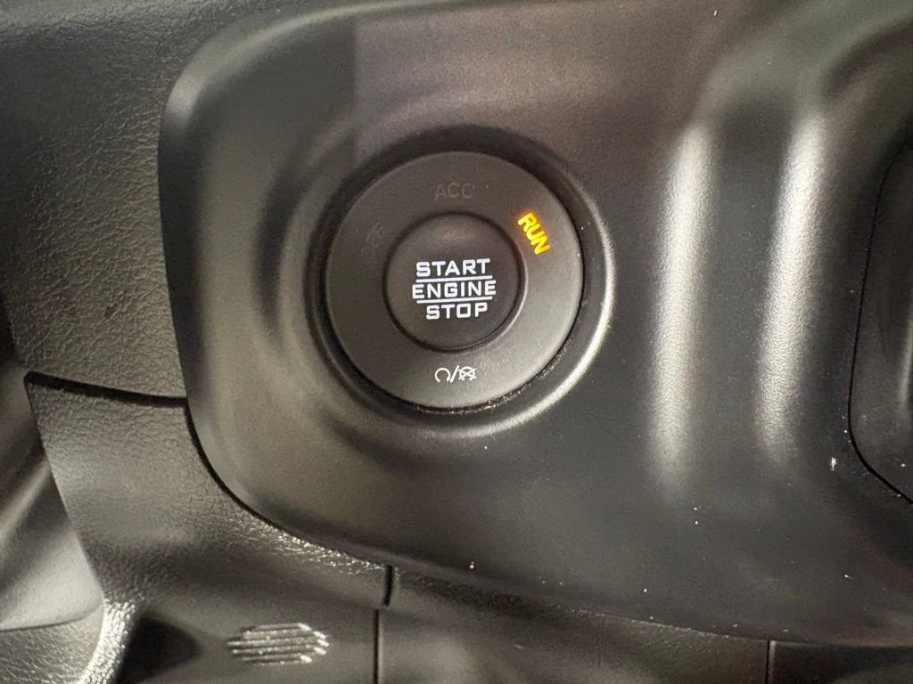 Used 2023 Jeep Wrangler Unlimited Rubicon 4xe AWD/4WD image 23