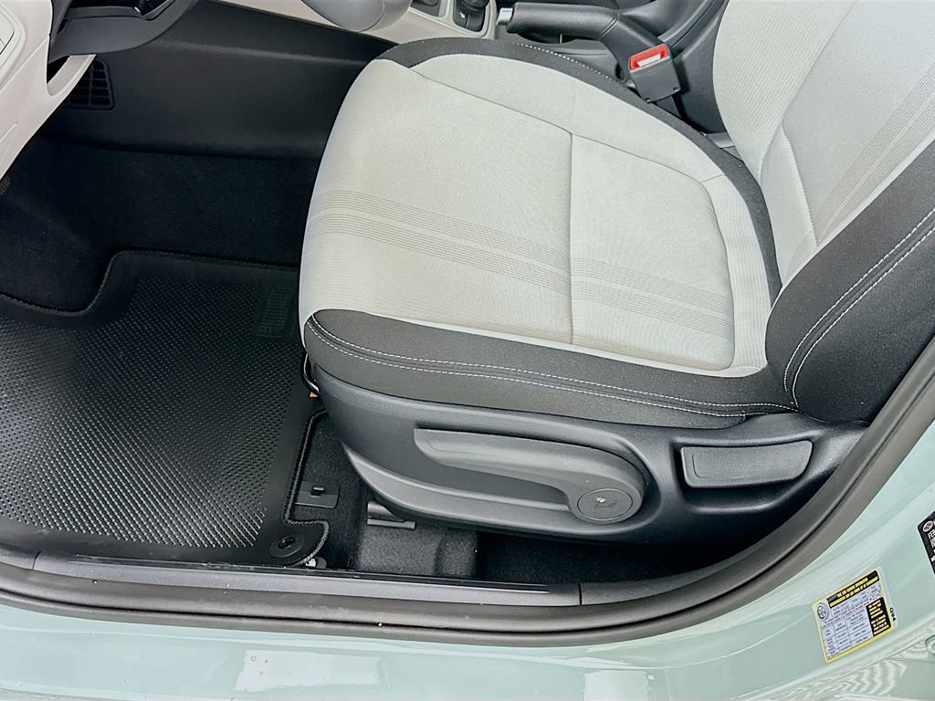 New 2026 Hyundai Venue SEL FWD image 19