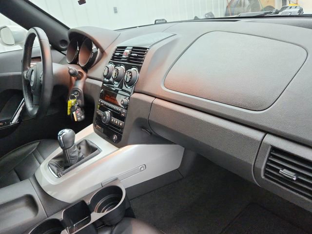 Used 2009 Saturn Sky w/ Premium Trim Package RWD image 30