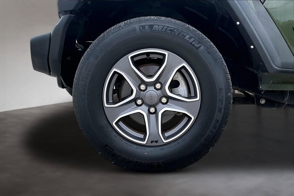 Used 2021 Jeep Wrangler Unlimited Sport image 32