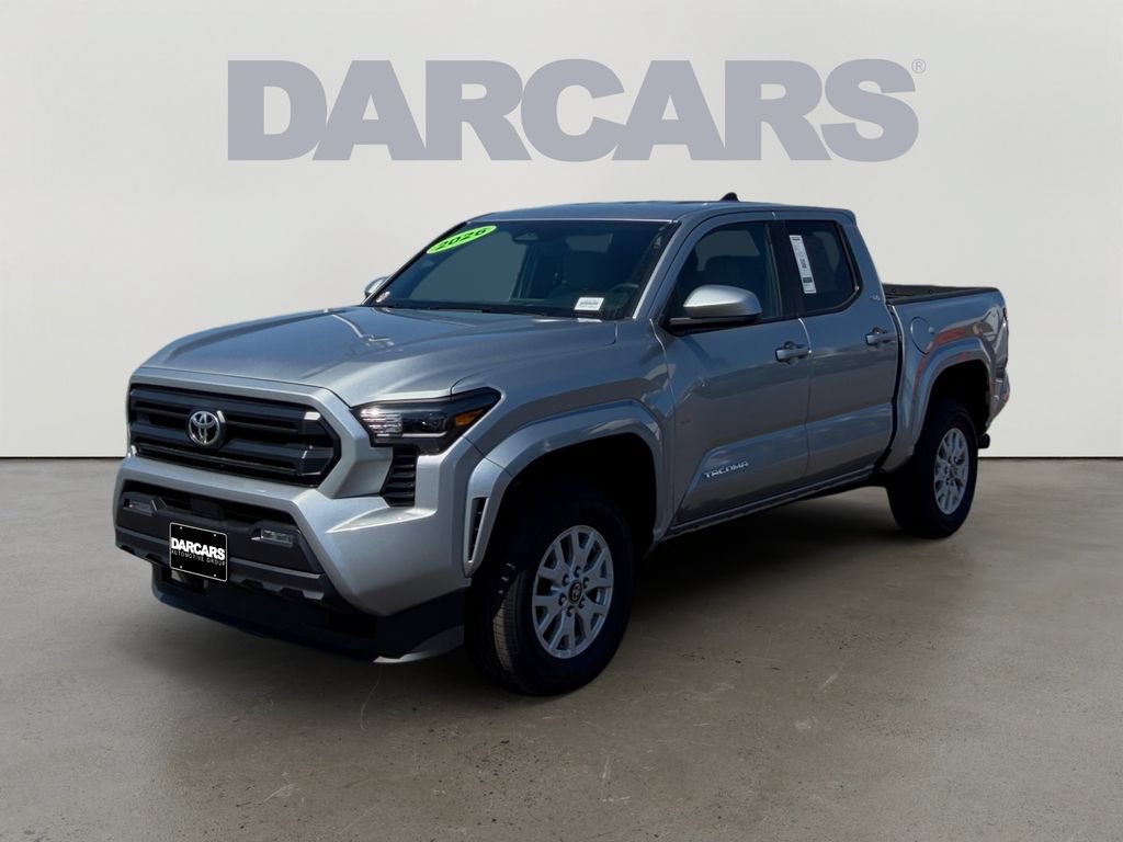 Used 2026 Toyota Tacoma SR5 AWD/4WD image 3