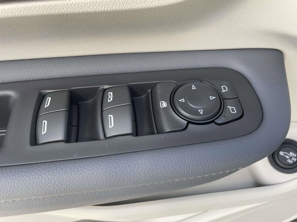 Used 2024 GMC Terrain Denali w/ Denali Premium Package image 20