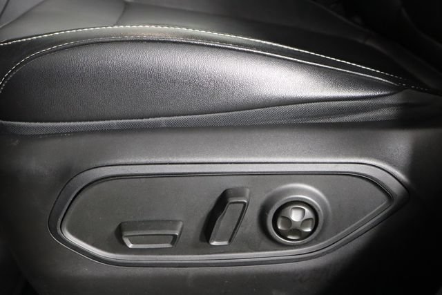 Used 2023 Jeep Grand Cherokee Limited w/ Black Appearance Package RWD image 24