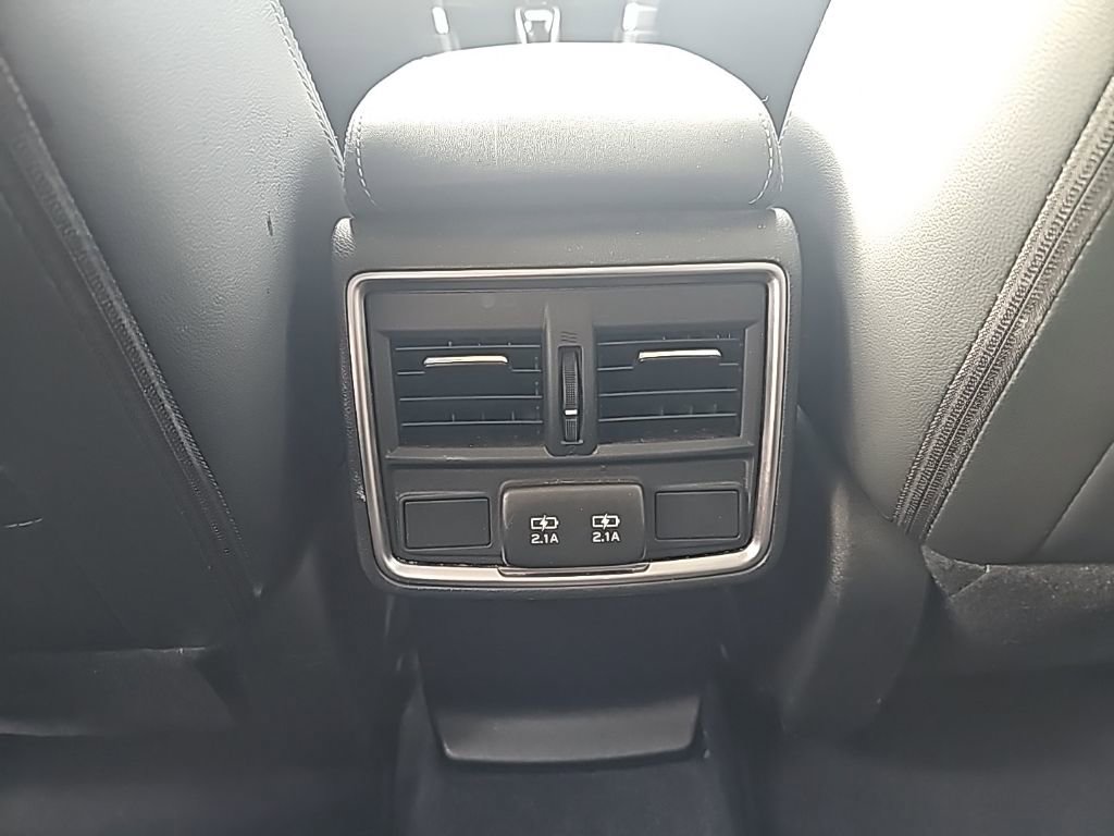 Used 2023 Subaru Forester Limited AWD/4WD image 33