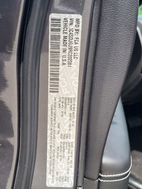 Used 2024 Dodge Durango SRT AWD/4WD image 37