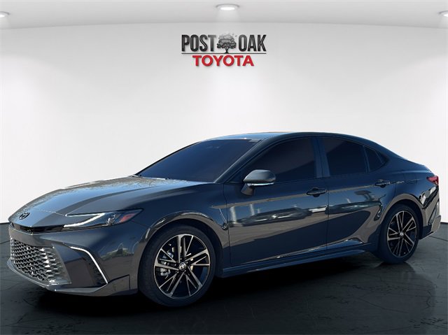 Used 2025 Toyota Camry XSE image 3