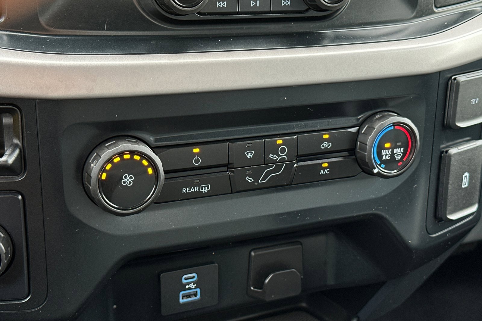 Used 2023 Ford F150 XLT image 18