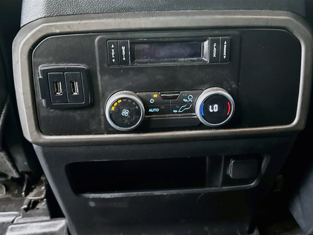 Used 2020 Ford Expedition XLT w/ Equipment Group 201A AWD/4WD image 27