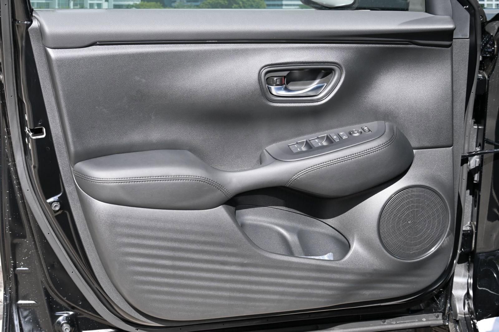 New 2026 Honda HR-V LX image 10