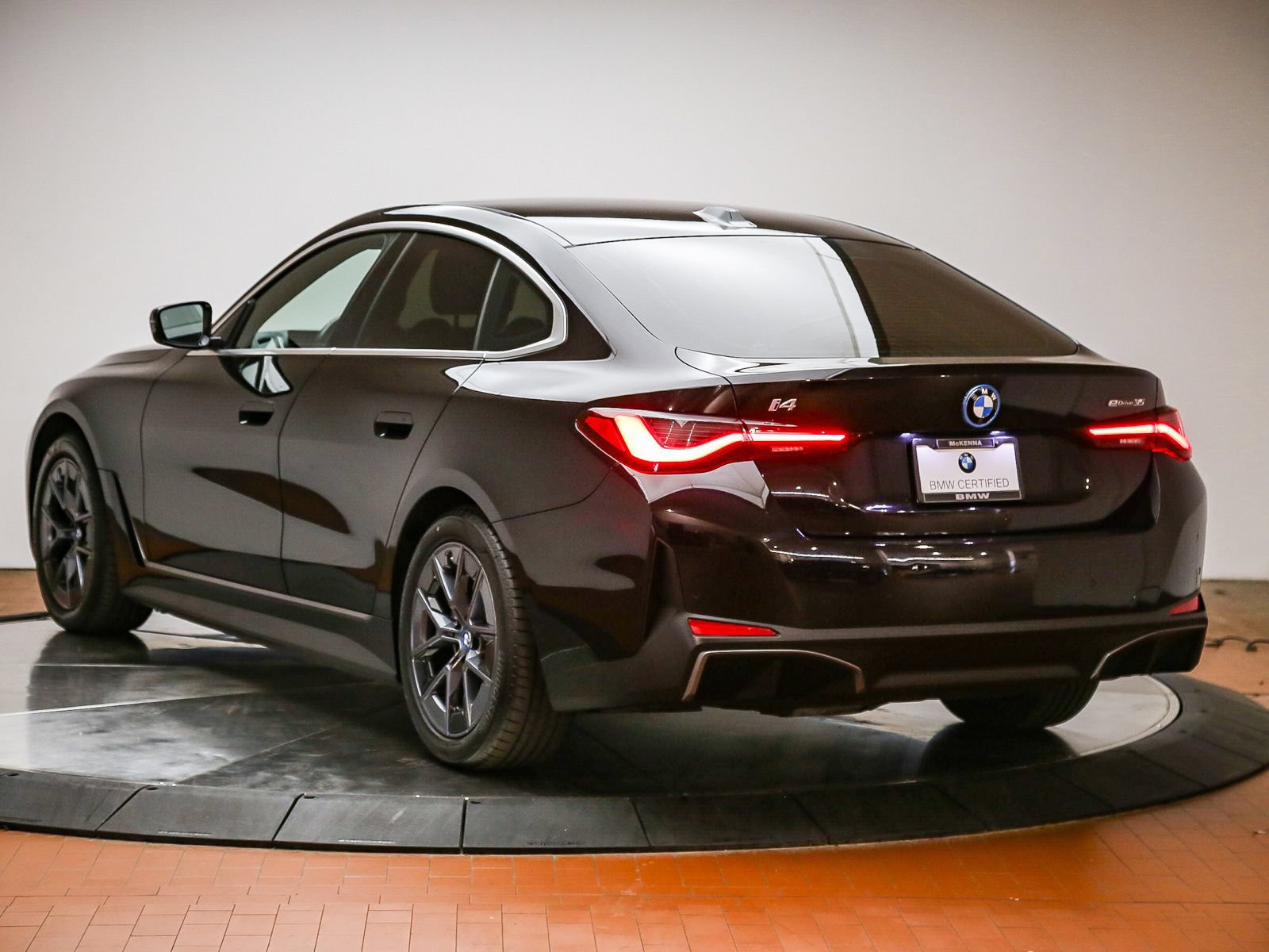 Certified 2023 BMW i4 eDrive35 w/ Premium Package RWD image 2