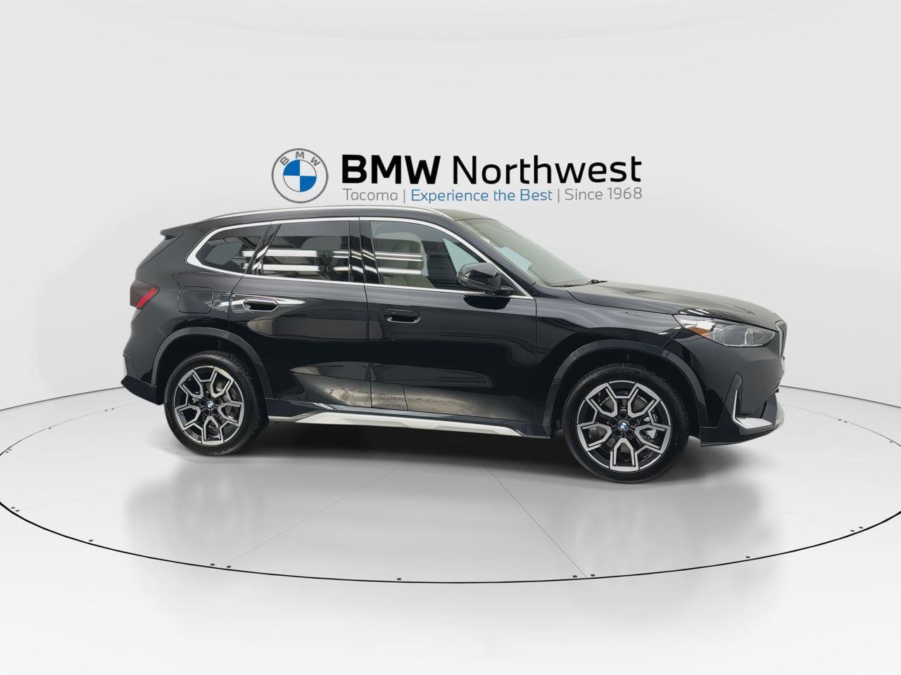 New 2025 BMW X1 xDrive28i w/ Premium Package image 5