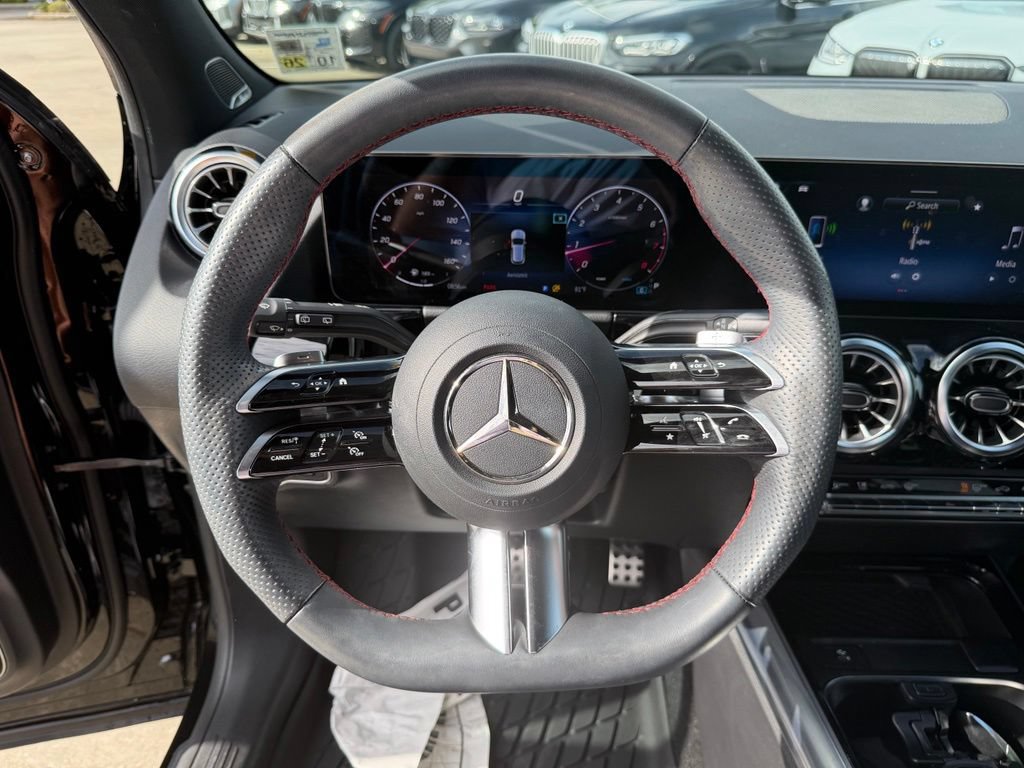 Used 2025 Mercedes-Benz GLA 250 image 14