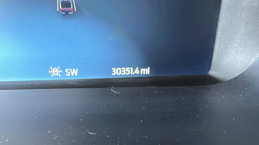 Used 2023 Ford F150 Lightning XLT image 16