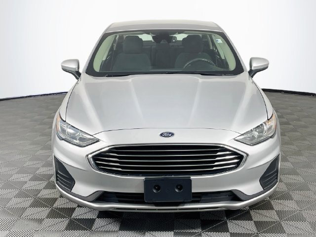 Used 2019 Ford Fusion SE FWD image 3