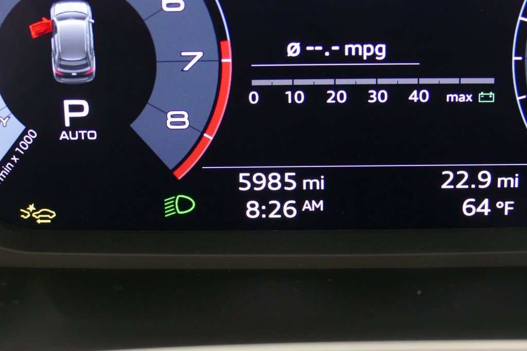 Certified 2025 Audi Q3 2.0T Premium w/ Black Optic Sport Package image 15