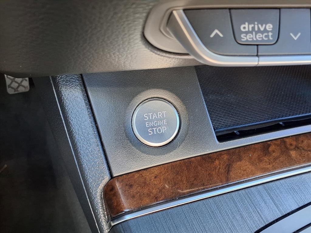 Used 2019 Audi Q5 2.0T Premium w/ Convenience Package image 6