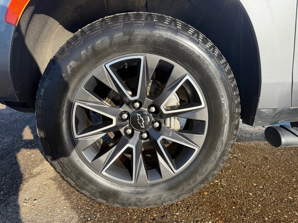 Used 2021 Chevrolet Tahoe Z71 w/ Z71 Signature Package image 53