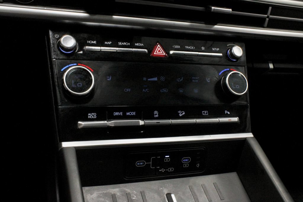 Used 2025 Hyundai Santa Fe SEL FWD image 30