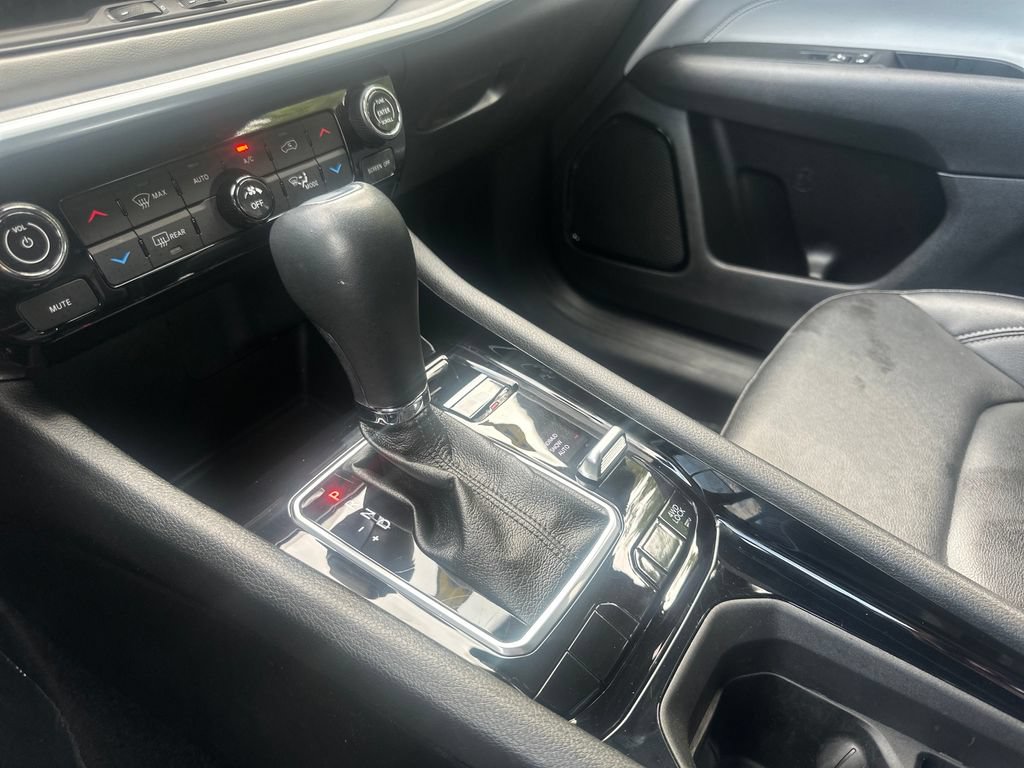Used 2025 Jeep Compass Limited AWD/4WD image 27