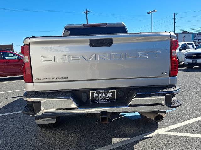 Used 2022 Chevrolet Silverado 2500 LT w/ Convenience Package AWD/4WD image 5