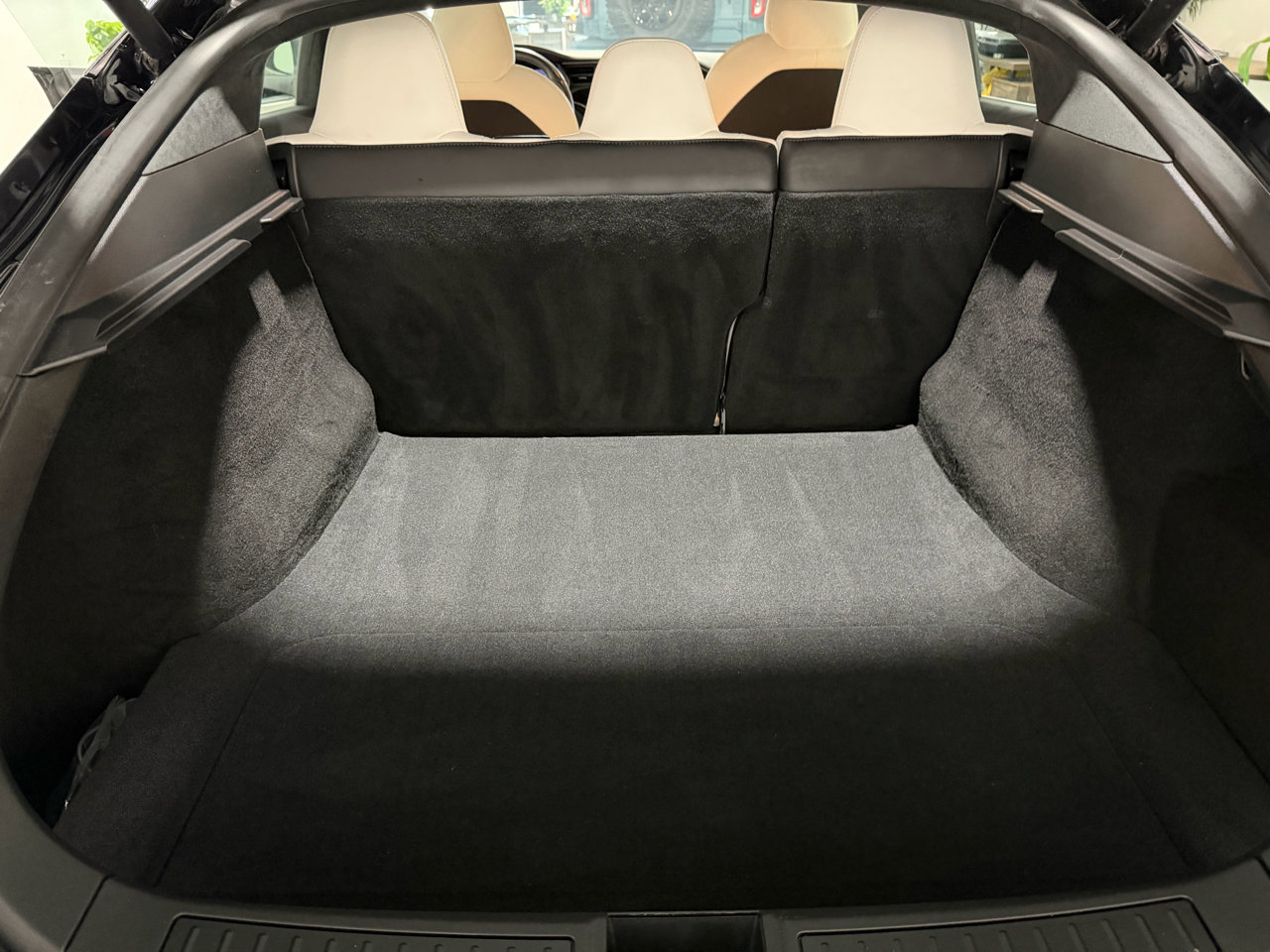 Used 2020 Tesla Model S Long Range Plus image 14