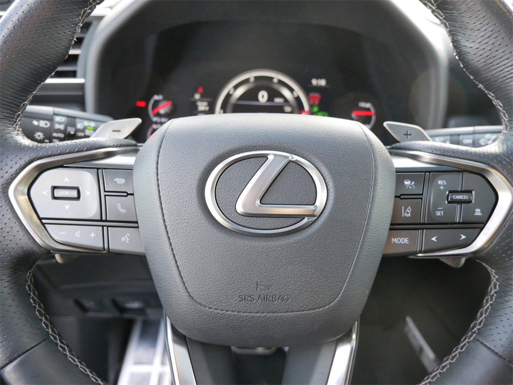 Used 2022 Lexus LX 600 F Sport image 17