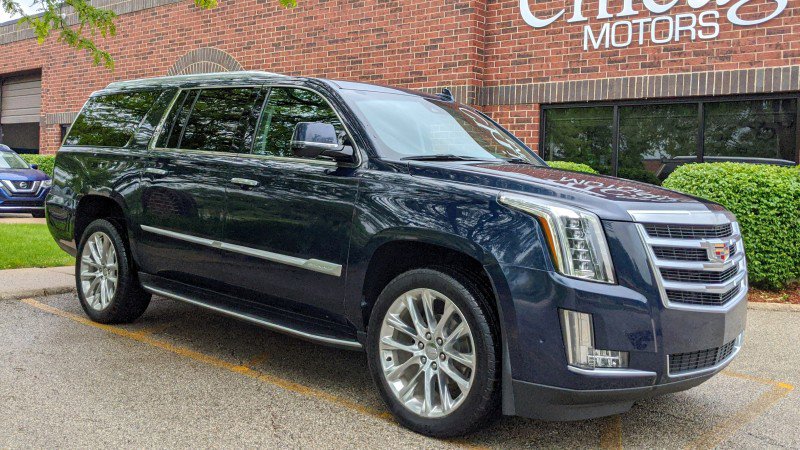 Used 2020 Cadillac Escalade ESV Luxury image 1