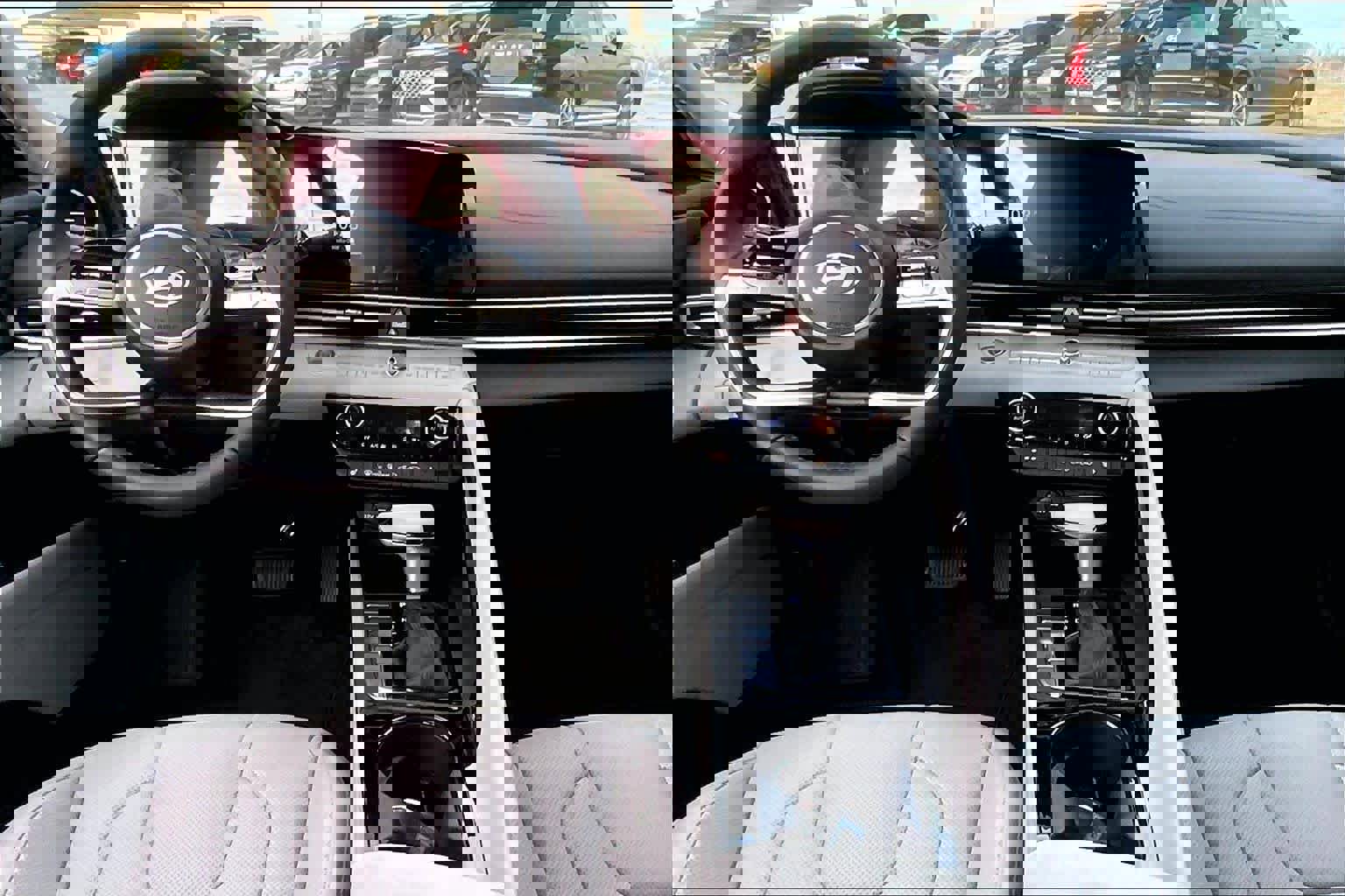 Used 2025 Hyundai Elantra Limited image 15