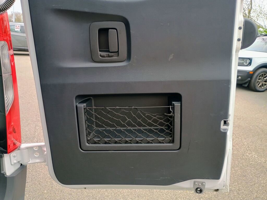 Used 2024 Mercedes-Benz Sprinter 2500 image 21