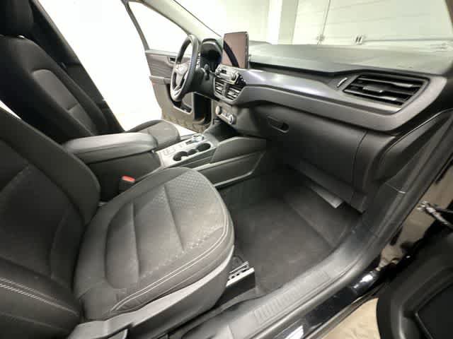 Used 2025 Ford Escape Active AWD/4WD image 20