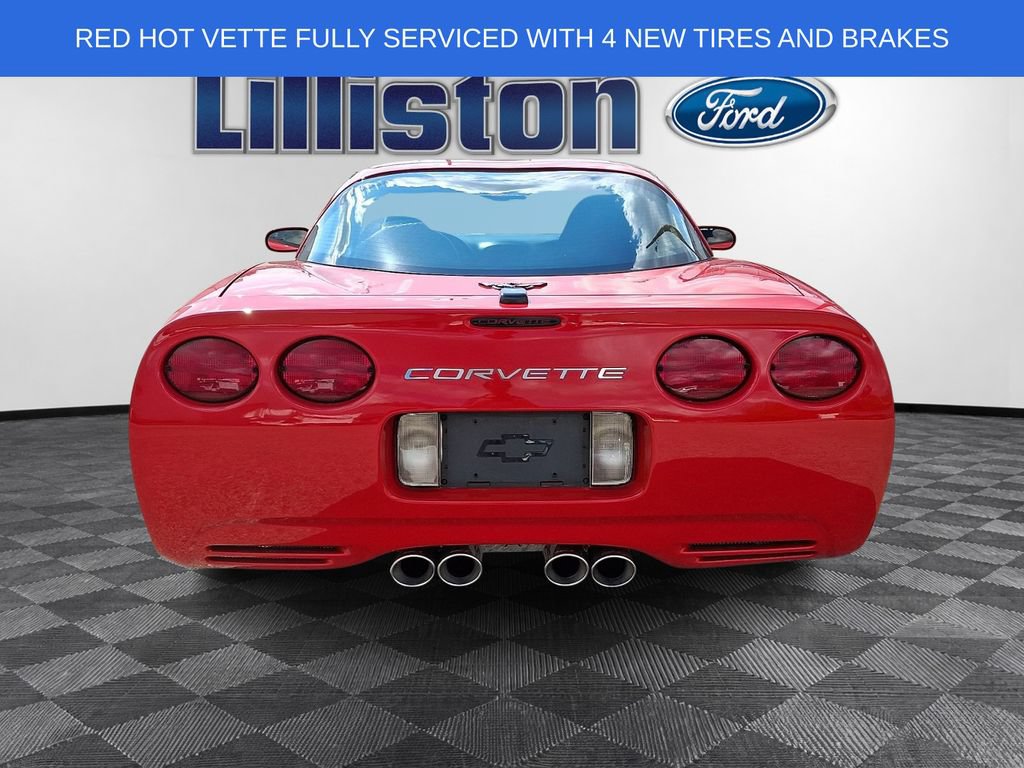Used 2002 Chevrolet Corvette Coupe w/ Preferred Equipment Group2 RWD image 5